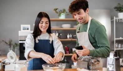 Romantizm sofralarınıza geliyor! 14 Şubat’ta sevgilinizle birlikte hazırlayabileceğiniz 3 leziz tarif…