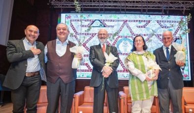 Tunç Soyer: Yaşar Kemal’i sonsuza kadar yaşatacağız