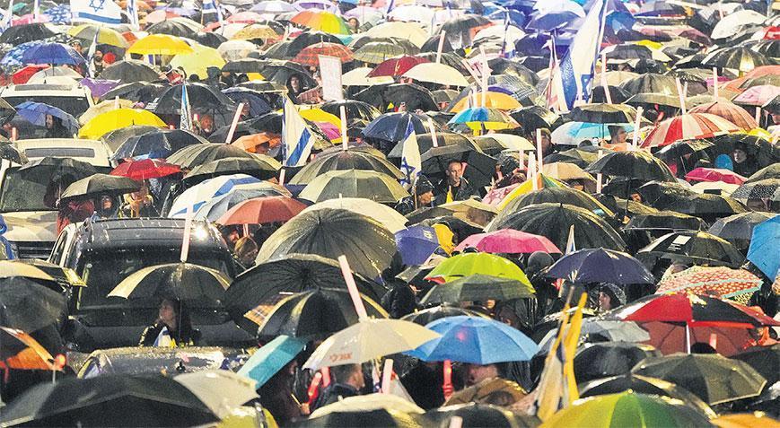 İsrail’de gerilim ve güç savaşları